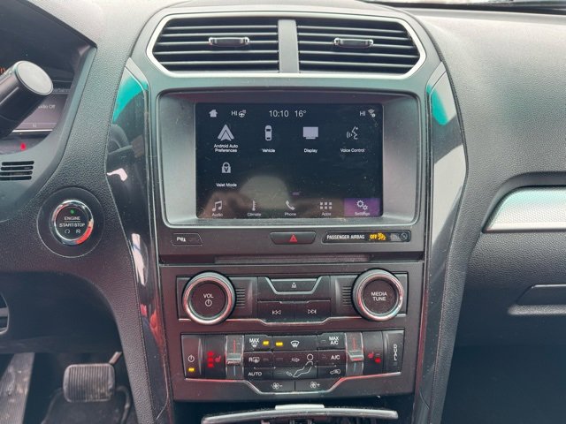 Used 2017 Ford Explorer XLT w/ Equipment Group 202A image 16