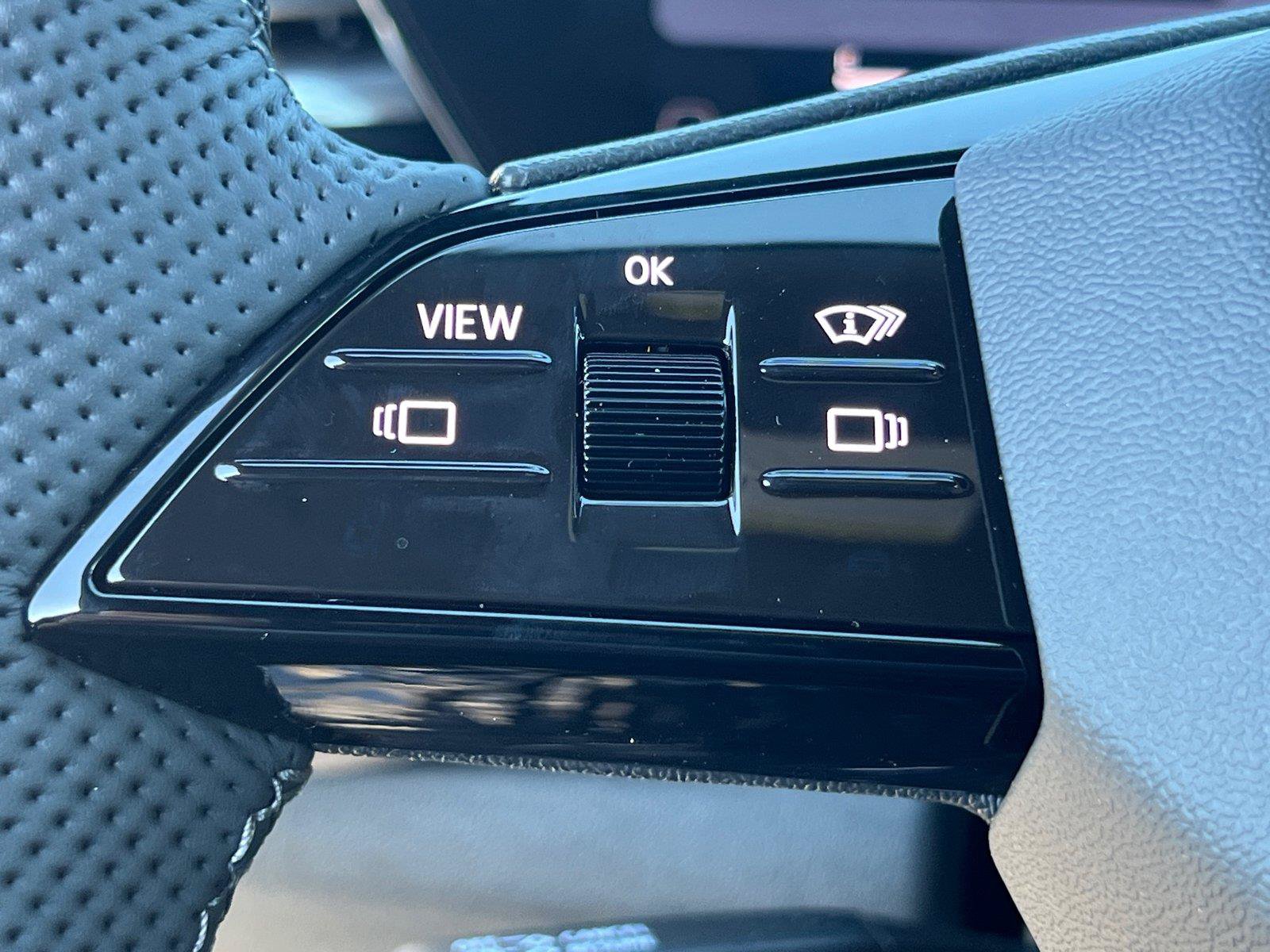 New 2026 Audi SQ5 Prestige AWD/4WD image 18