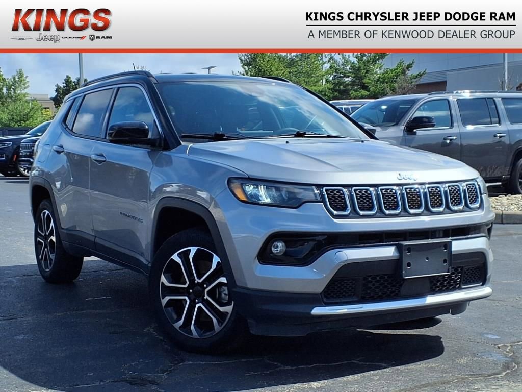Used 2023 Jeep Compass Limited image 1