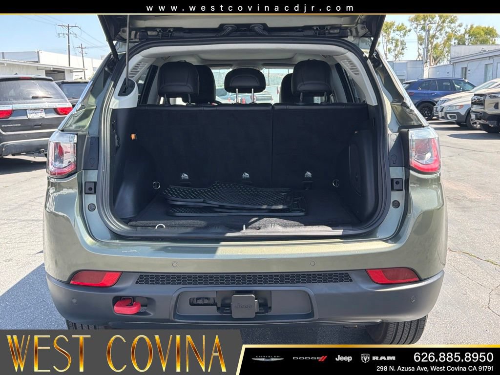 Used 2021 Jeep Compass Trailhawk w/ Sun and Sound Group AWD/4WD image 36
