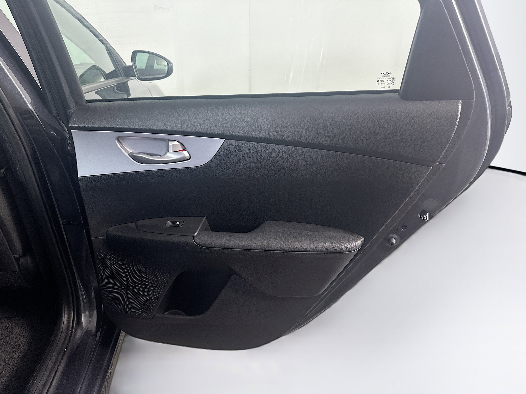 Used 2024 Kia Forte LXS FWD image 29