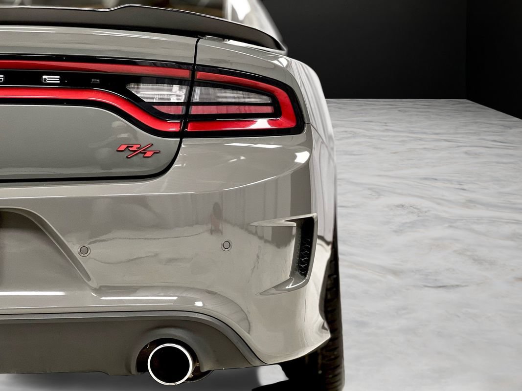 Used 2018 Dodge Charger R/T Scat Pack w/ Dynamics Package RWD image 15