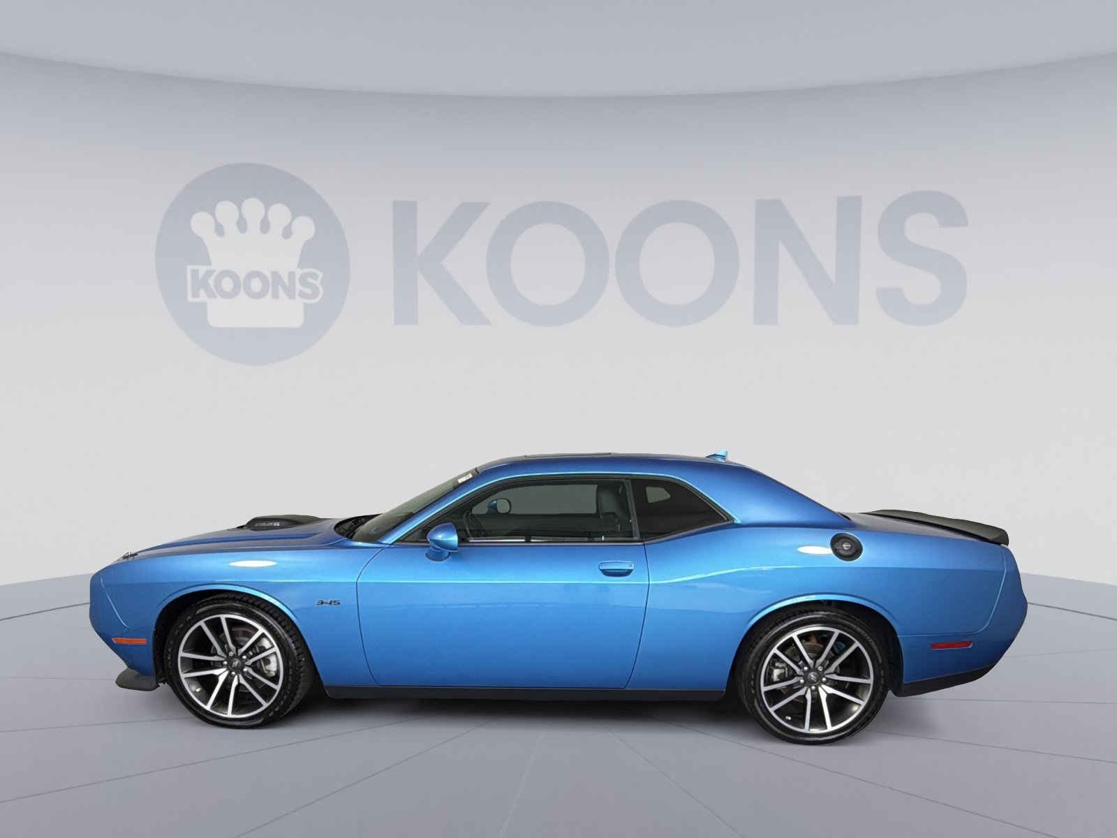 Used 2023 Dodge Challenger R/T w/ Plus Package RWD image 2