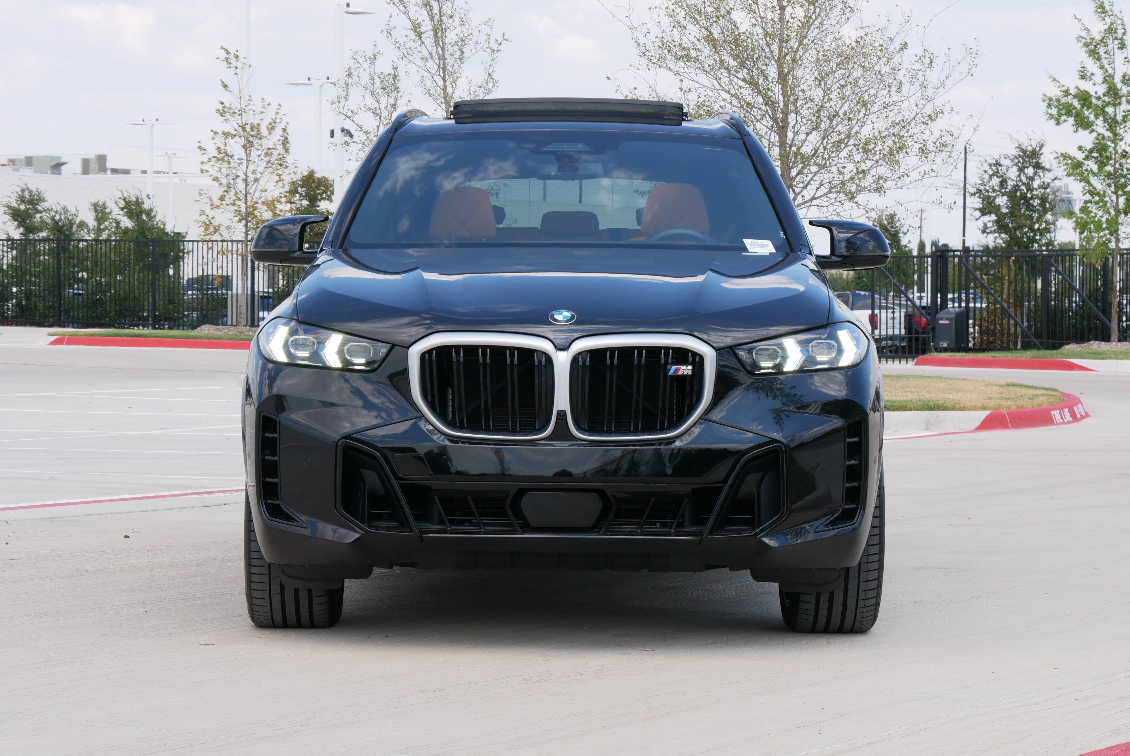 Certified 2026 BMW X5 M60i AWD/4WD image 3