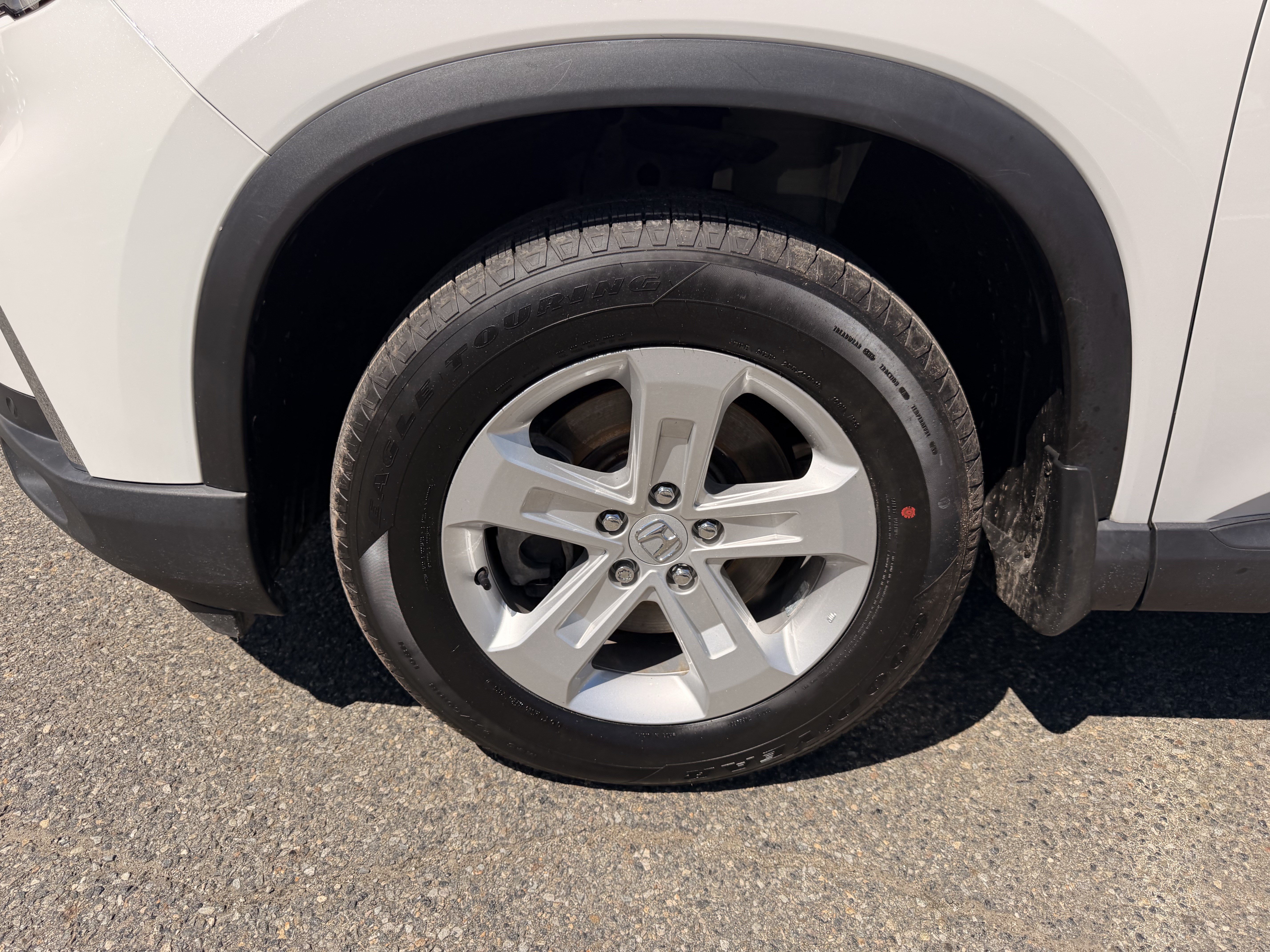 Certified 2024 Honda Pilot LX image 7
