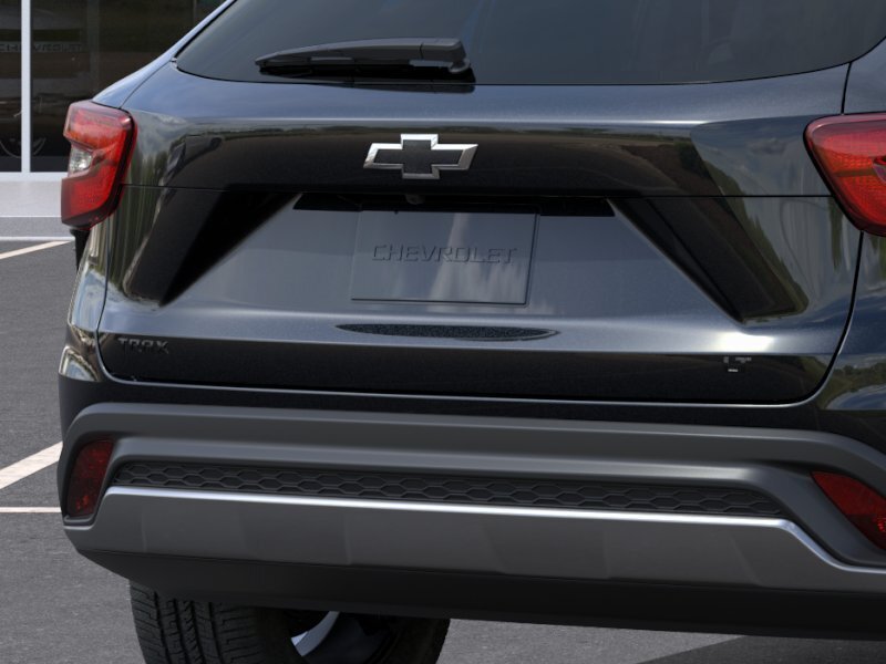 New 2026 Chevrolet Trax LT w/ Sunroof Package FWD image 15