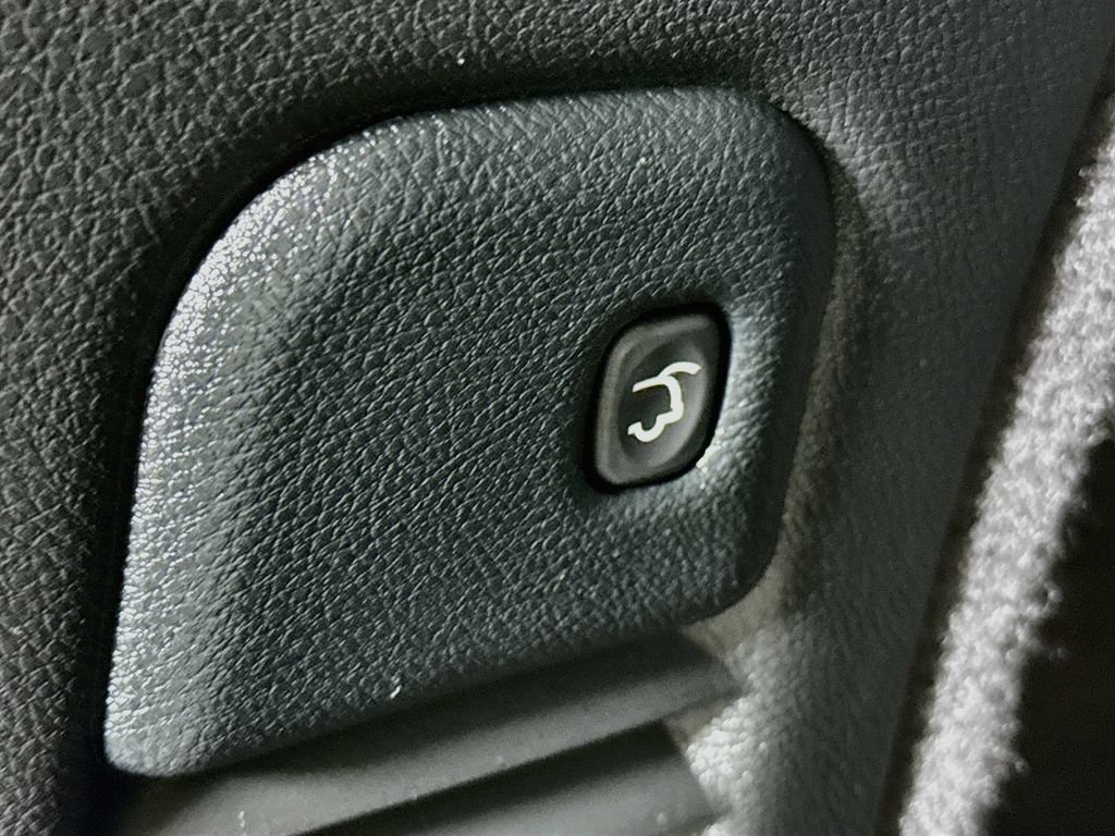 Used 2025 Dodge Durango GT AWD/4WD image 30