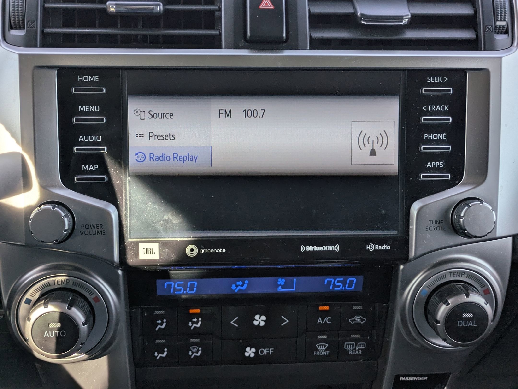 Used 2024 Toyota 4Runner Limited image 12