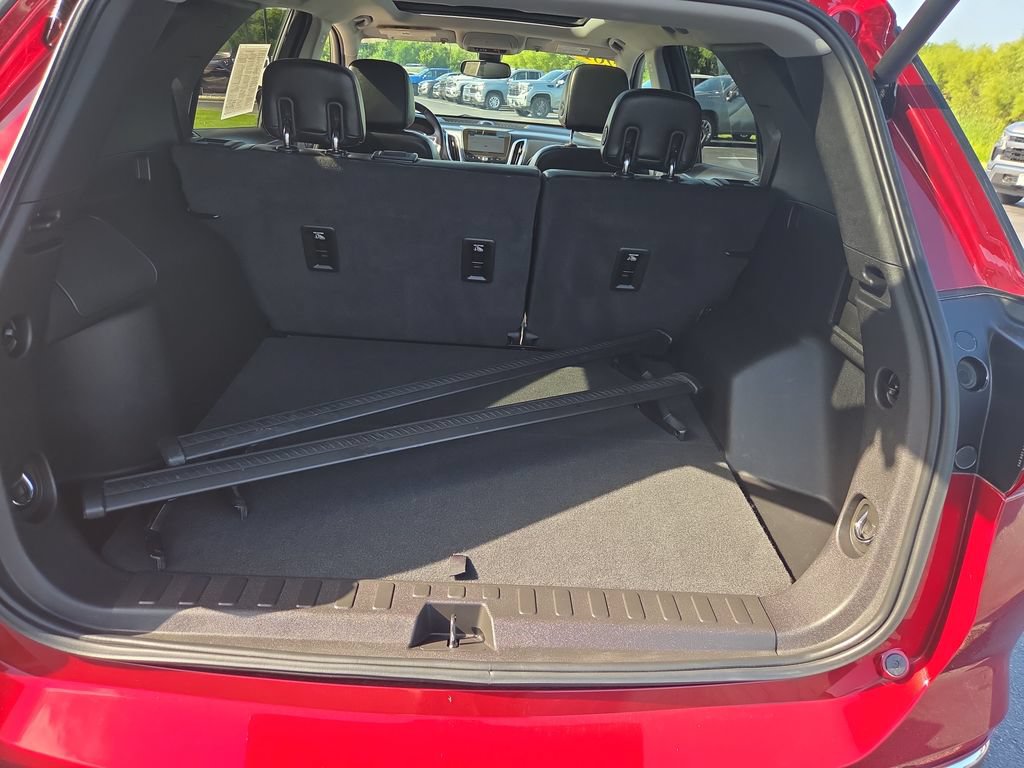 Certified 2018 Chevrolet Equinox Premier FWD image 30