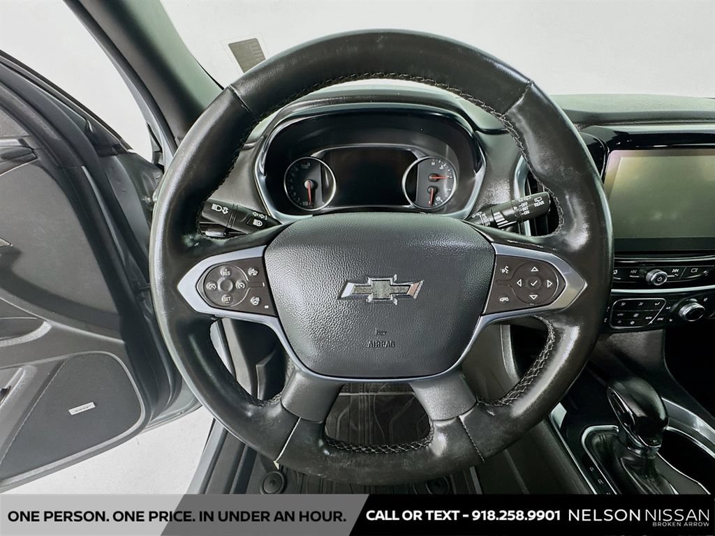 Used 2024 Chevrolet Traverse Premier w/ Redline Edition AWD/4WD image 11