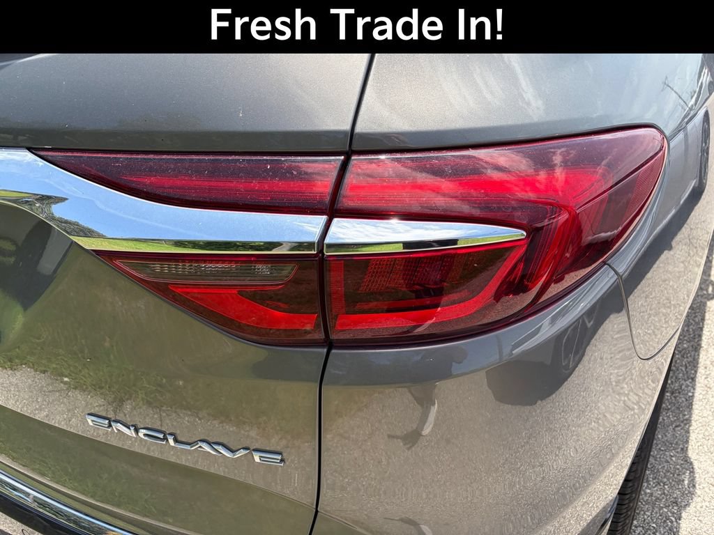 Used 2018 Buick Enclave Avenir w/ Avenir Technology Package FWD image 10
