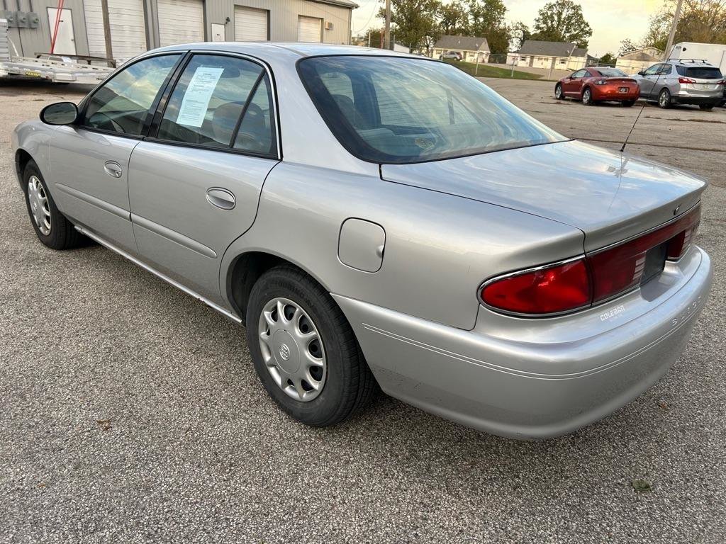 Used 2004 Buick Century Custom FWD image 3