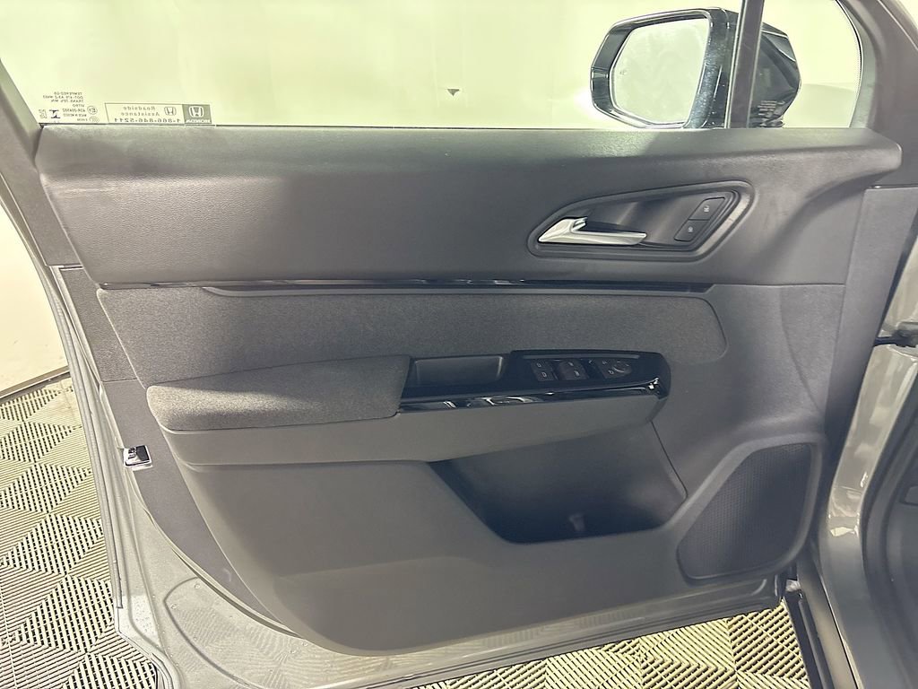 New 2026 Honda Prologue EX image 10