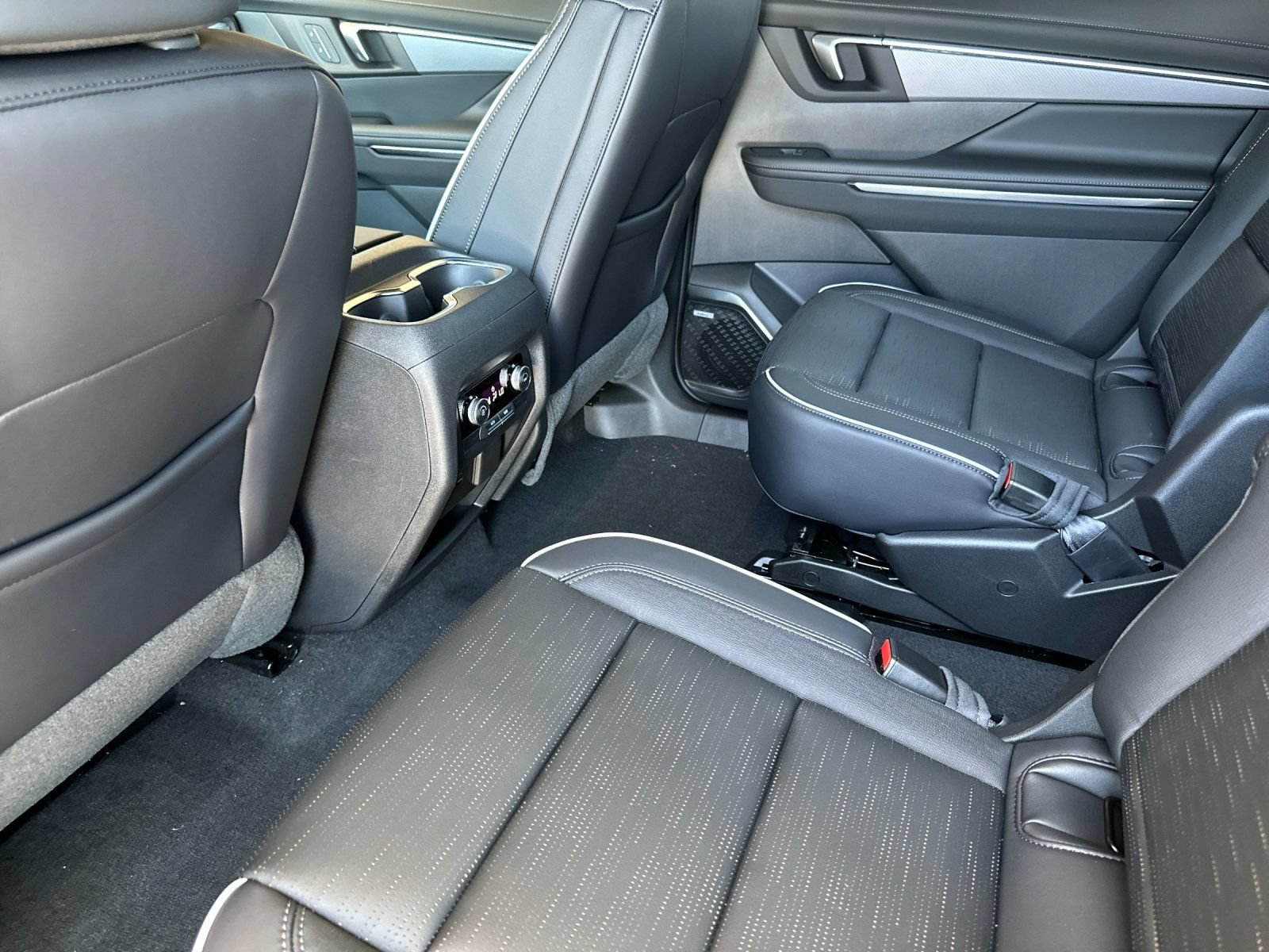 New 2026 Buick Enclave Sport Touring w/ Power Package FWD image 12