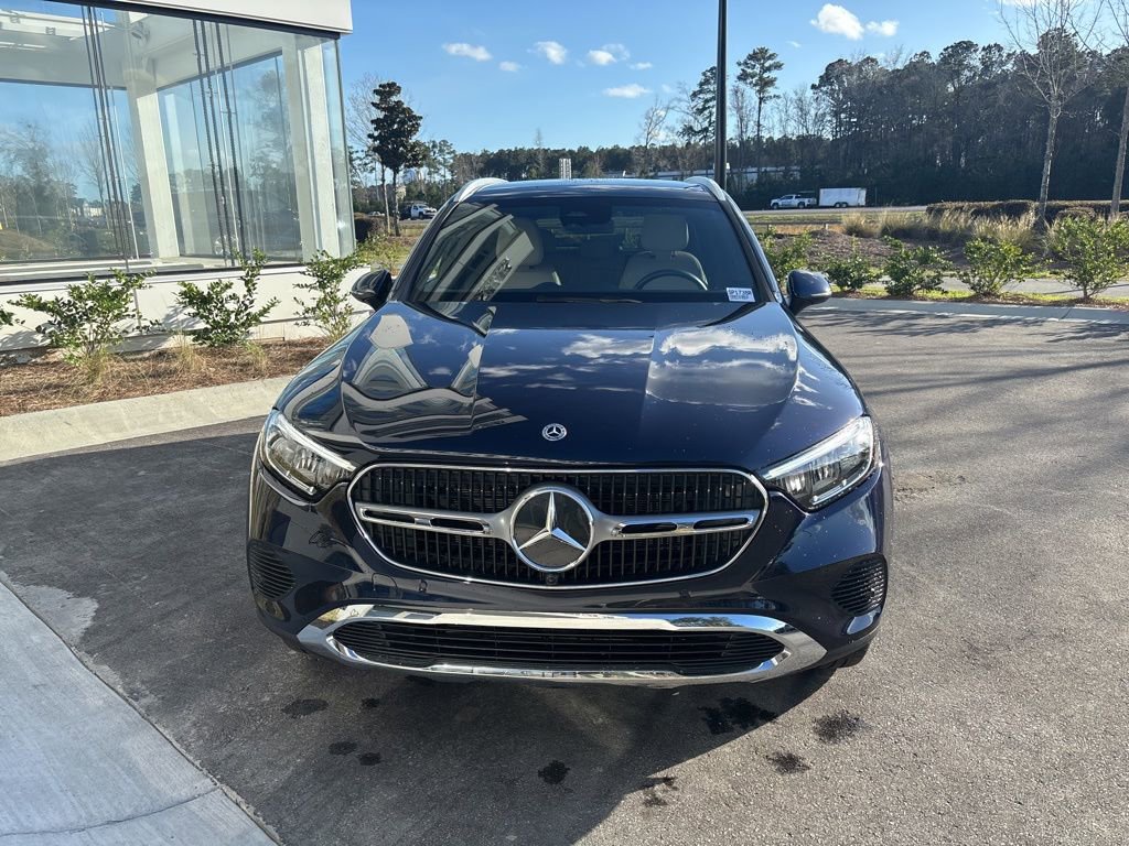 Used 2024 Mercedes-Benz GLC 300 image 3