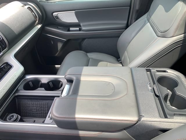 New 2025 Ford Expedition Active RWD image 35