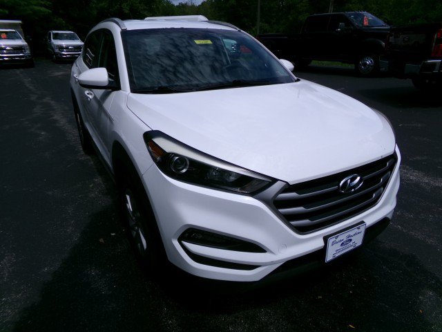 Used 2017 Hyundai Tucson SE w/ SE Popular Package 02 AWD/4WD image 2
