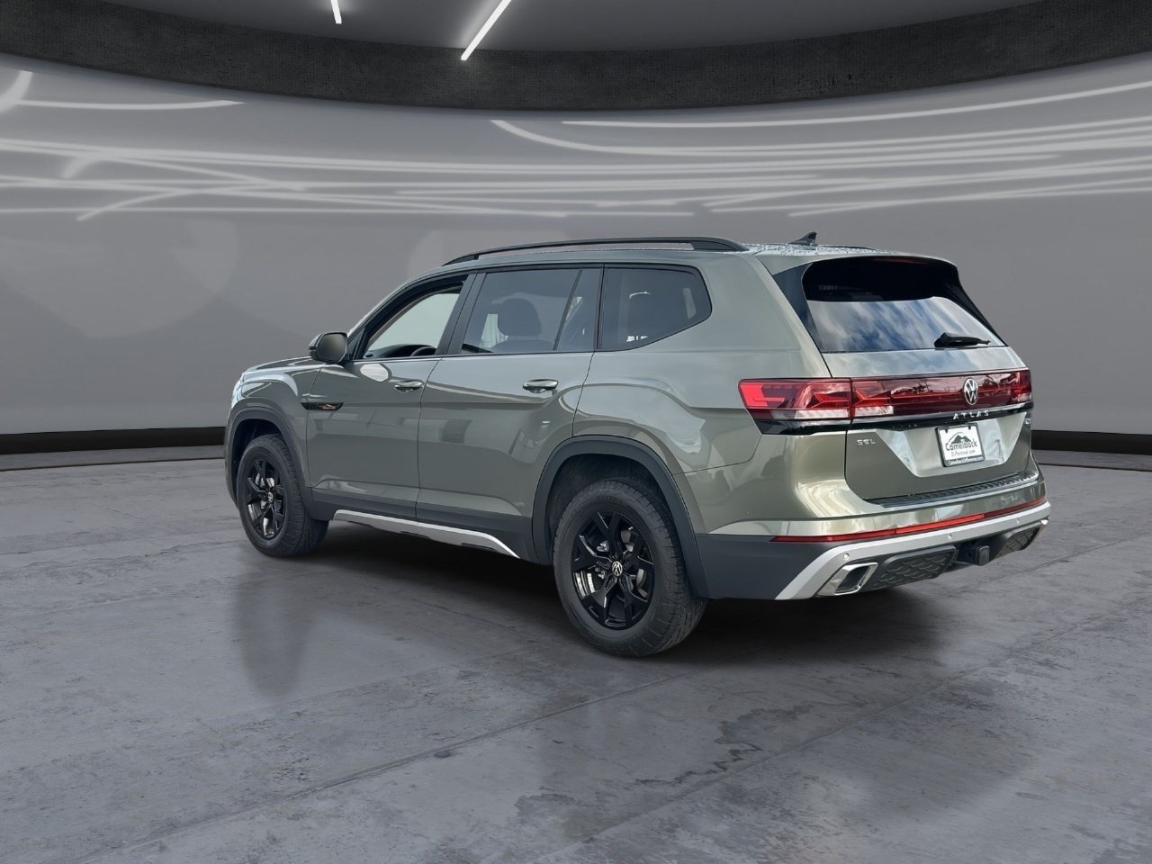 Used 2024 Volkswagen Atlas Peak Edition SEL AWD/4WD image 4