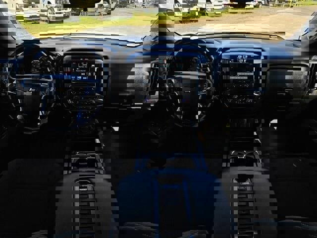 Used 2018 Chevrolet Silverado 1500 LT w/ All Star Edition image 24