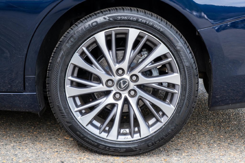 Used 2021 Lexus ES 350 w/ Premium Package FWD image 31