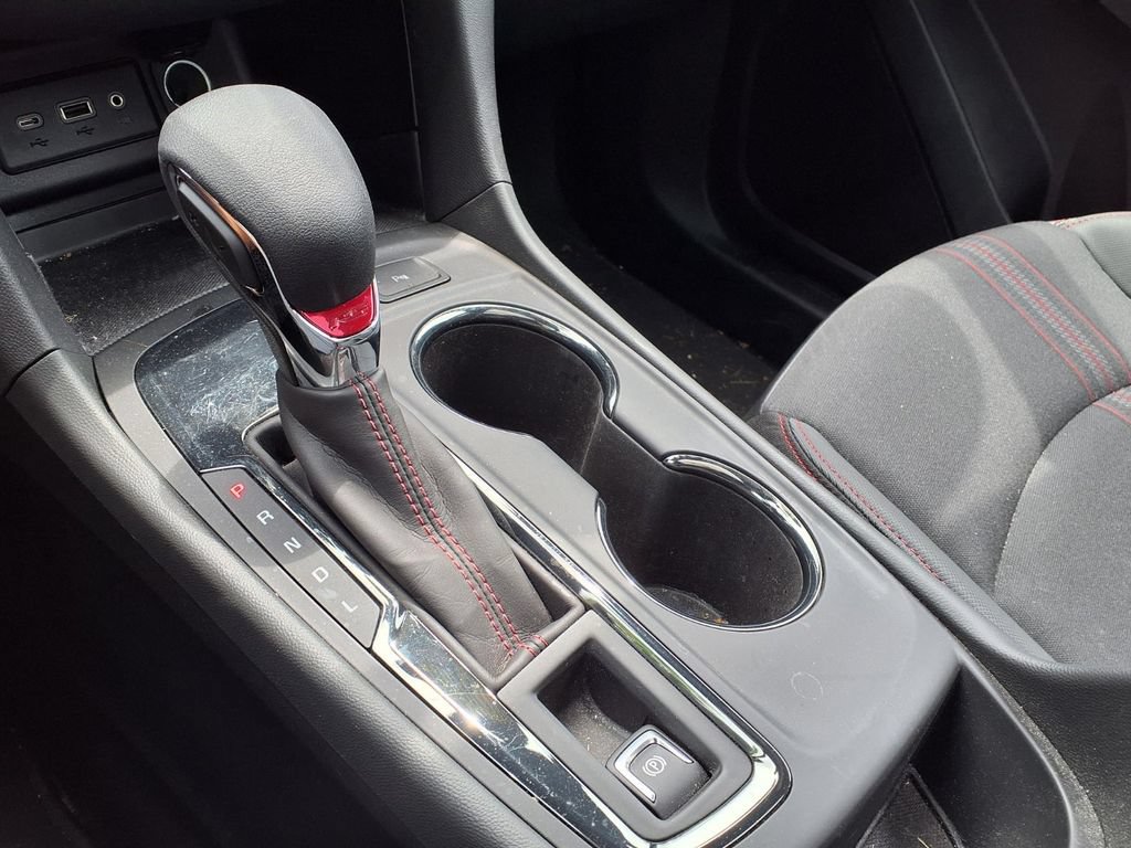 Used 2024 Chevrolet Equinox RS FWD image 25