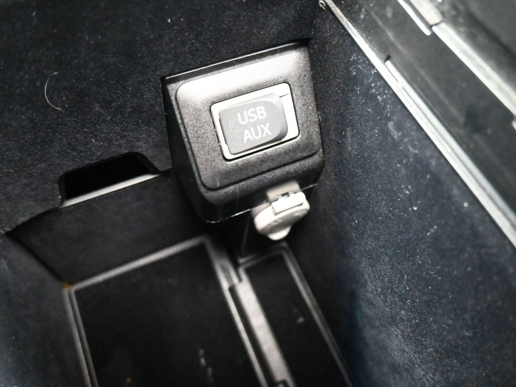 Used 2013 Lexus RX 450h AWD w/ Navigation Pkg image 13