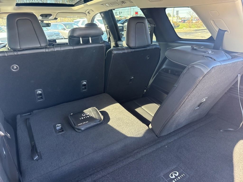 Certified 2023 INFINITI QX60 Luxe w/ Performance Audio Package image 34