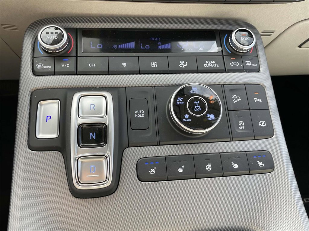 Certified 2024 Hyundai Palisade Limited image 30