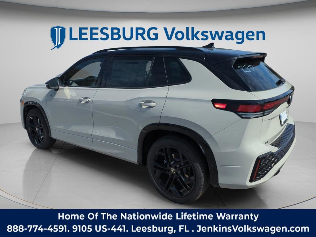 New 2026 Volkswagen Tiguan SE R-Line image 9