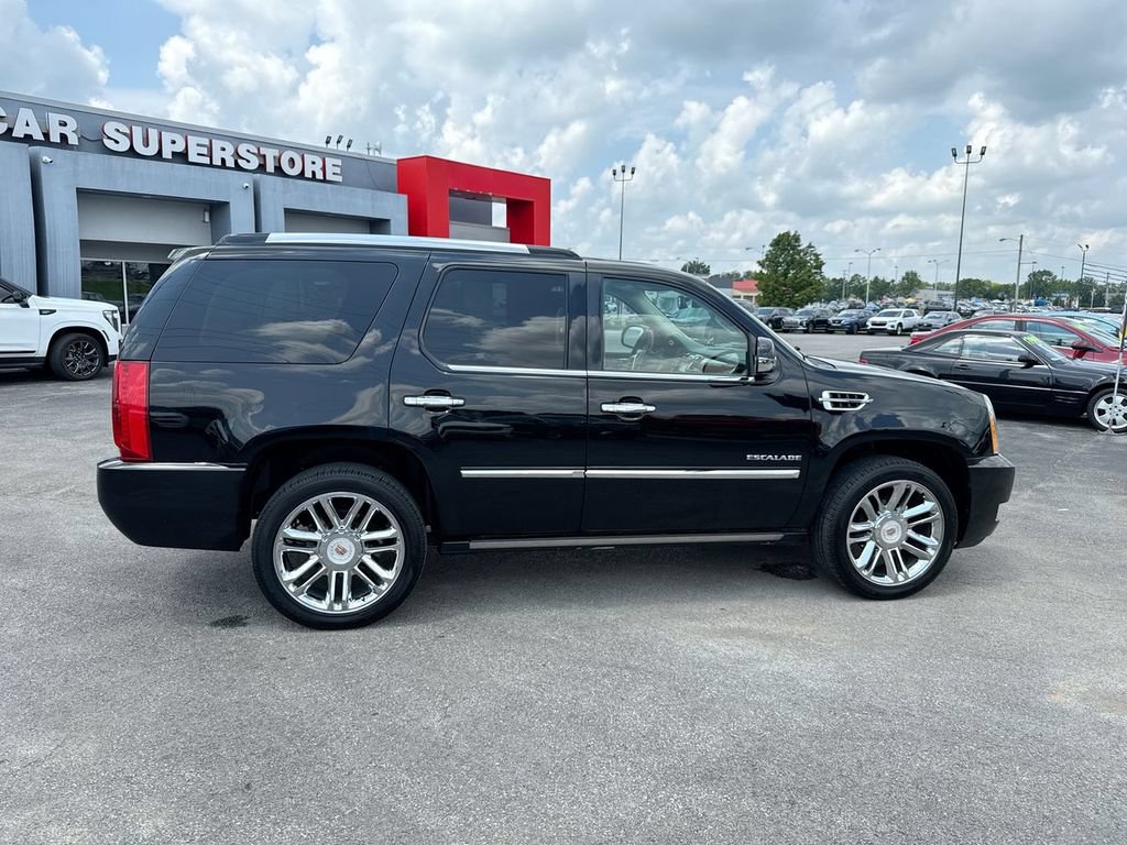Used 2014 Cadillac Escalade Platinum AWD/4WD image 6