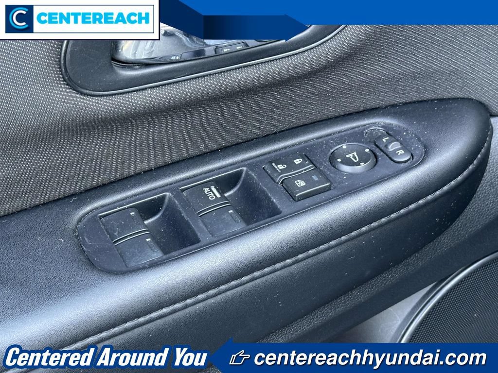 Used 2019 Honda HR-V LX image 15