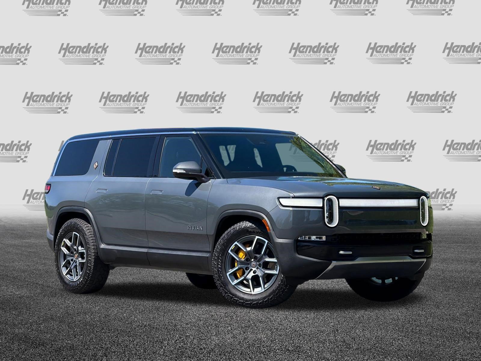 Used 2022 Rivian R1S Launch Edition image 2