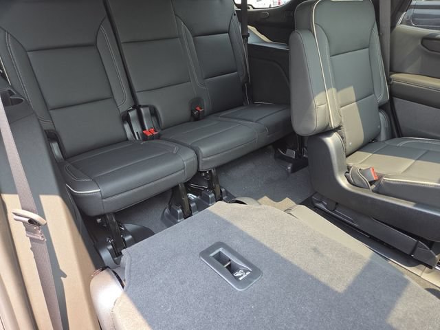 New 2026 GMC Yukon Elevation w/ Elevation Premium Package AWD/4WD image 25