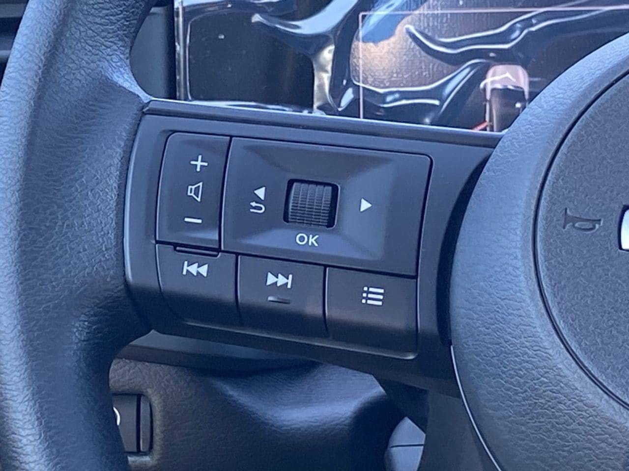 New 2027 Nissan Kicks S FWD image 26