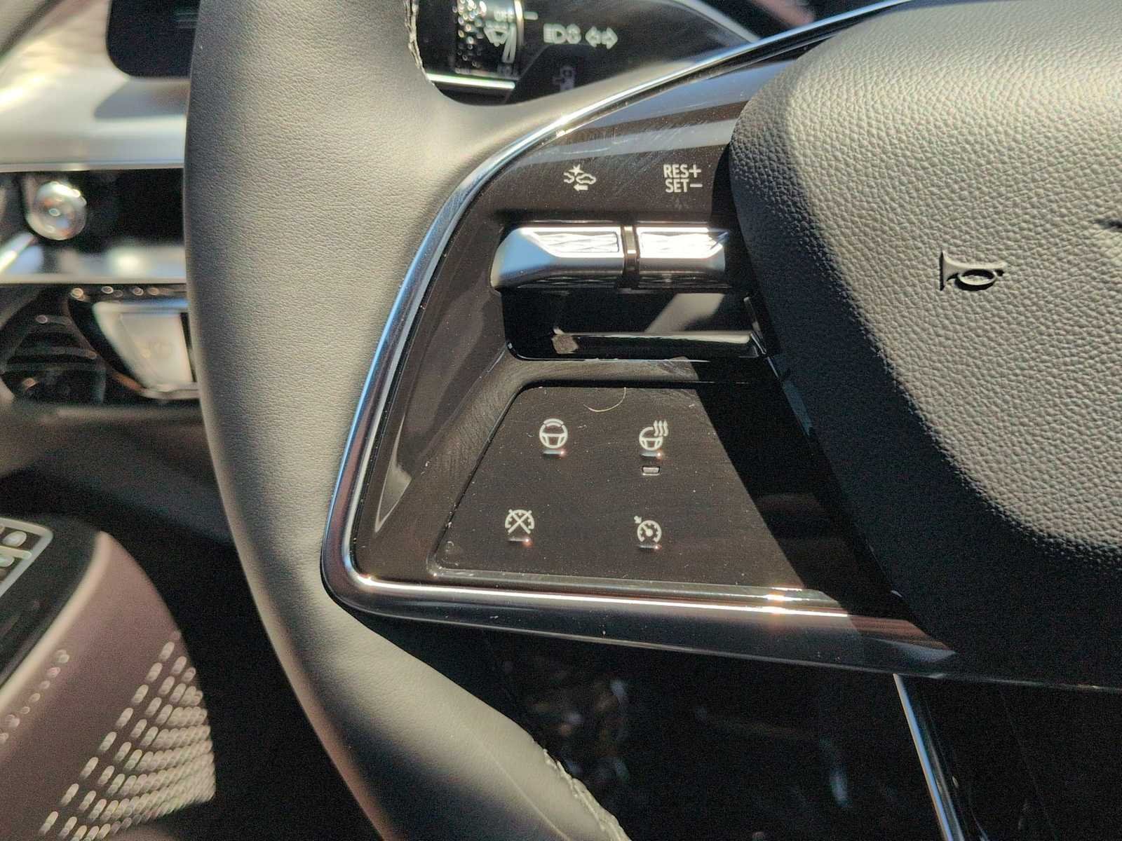 New 2026 Cadillac Lyriq Sport AWD/4WD image 15