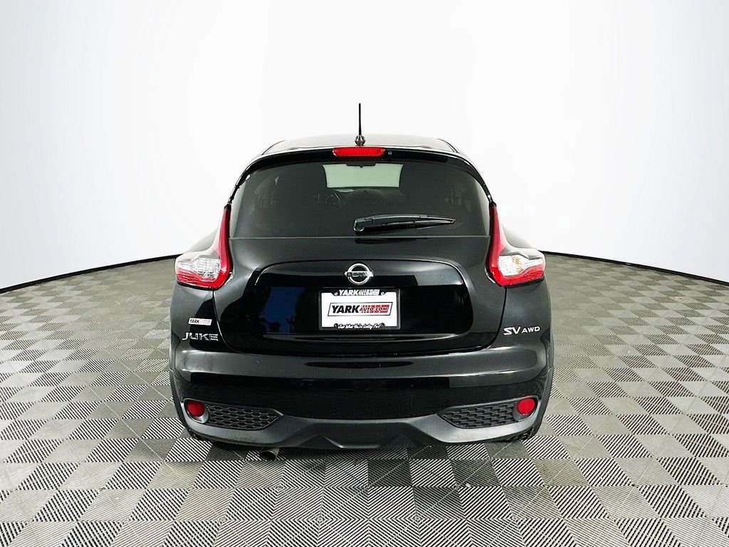 Used 2015 Nissan Juke SV image 9