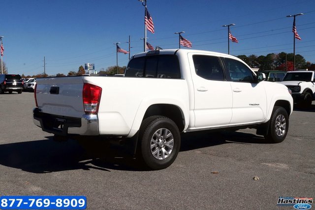 Used 2017 Toyota Tacoma SR5 image 5