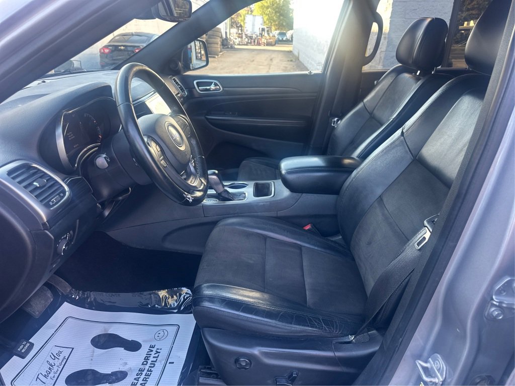 Used 2020 Jeep Grand Cherokee Altitude image 12