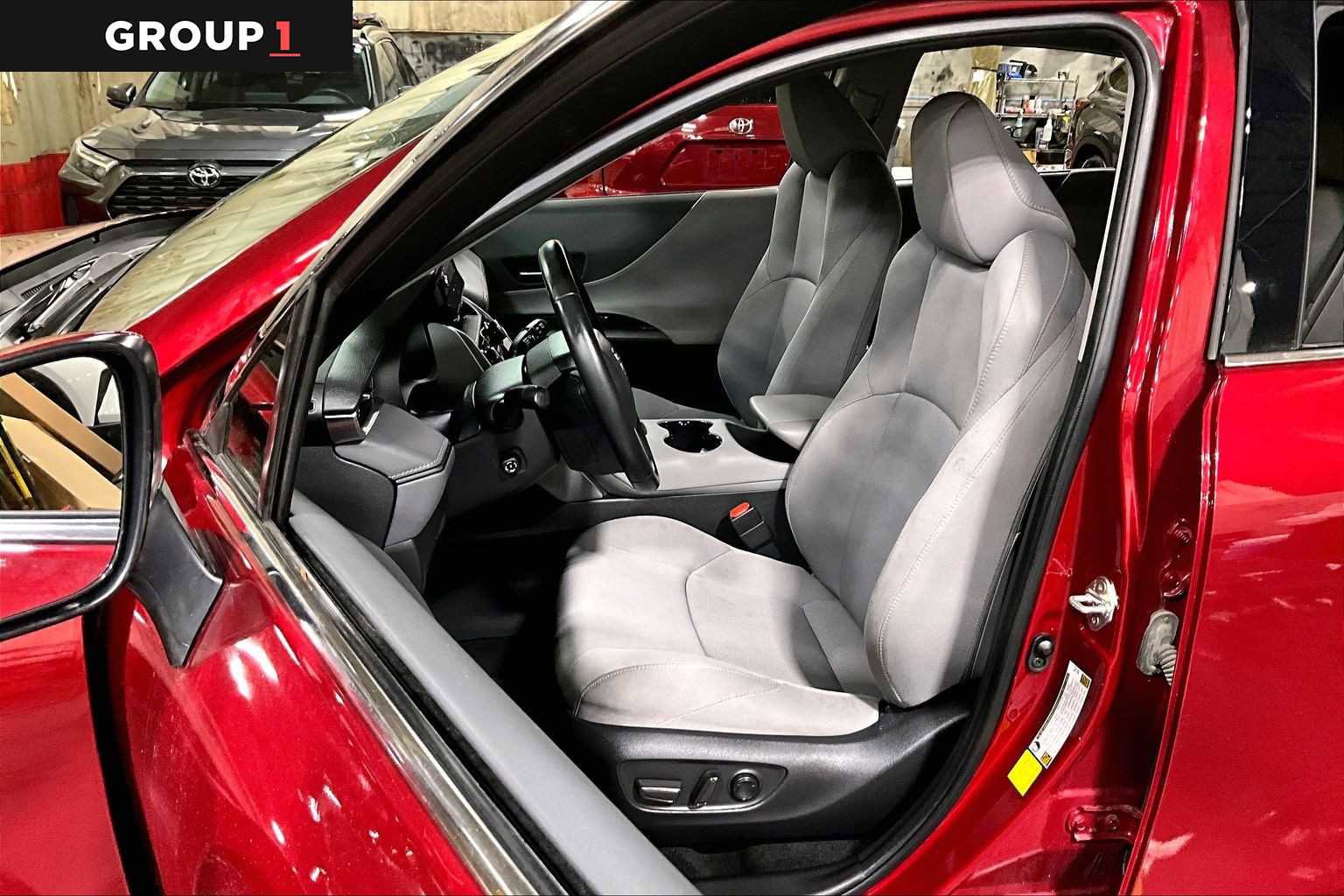 Certified 2023 Toyota Venza LE image 8