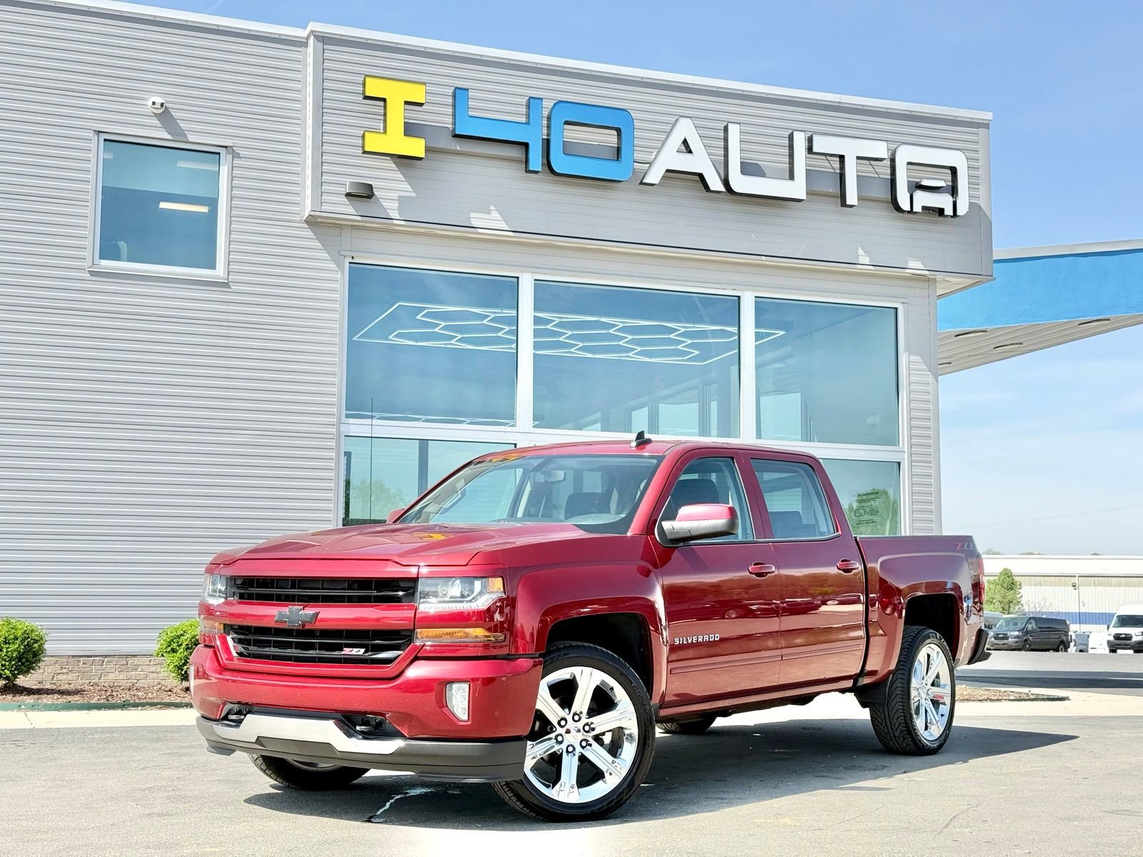 Used 2018 Chevrolet Silverado 1500 LT w/ All Star Edition AWD/4WD image 1
