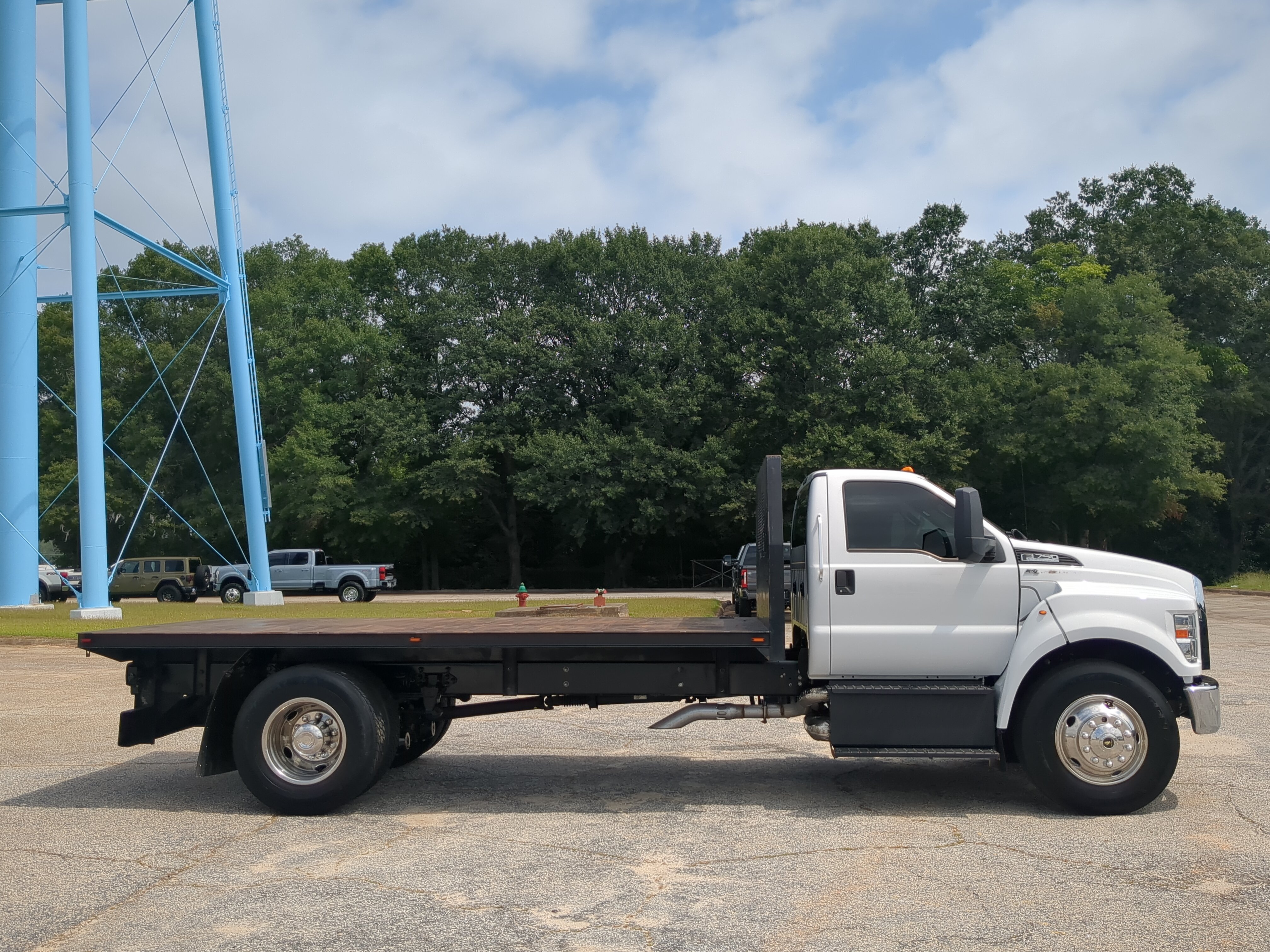 Used 2021 Ford F750 2WD Regular Cab Super Duty video 2