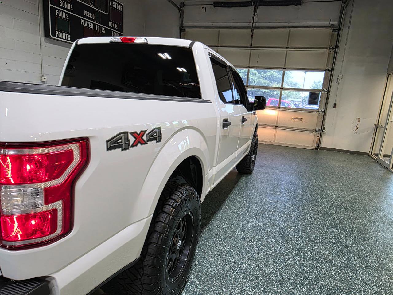 Used 2018 Ford F150 XLT AWD/4WD image 7