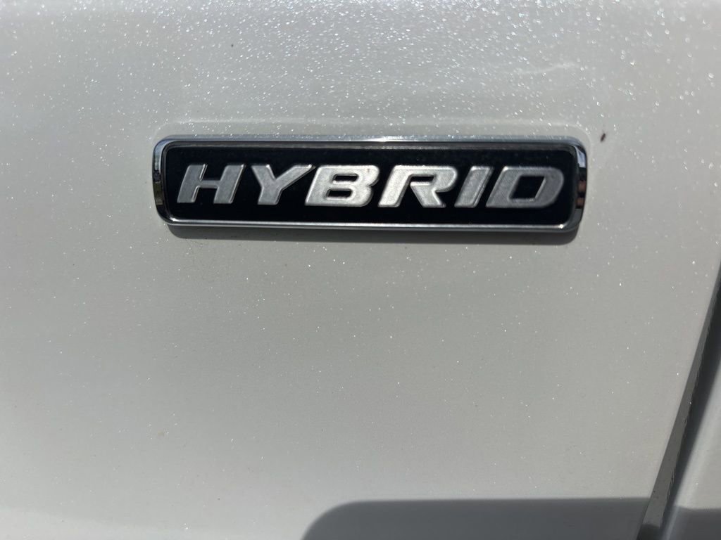 Used 2024 Ford Escape ST-Line w/ Equipment Group 301A FWD image 6