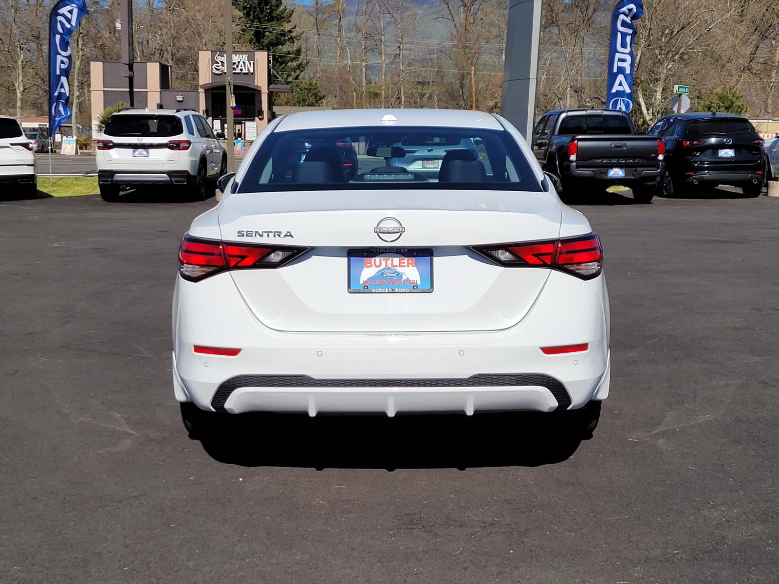 Used 2025 Nissan Sentra SV image 6