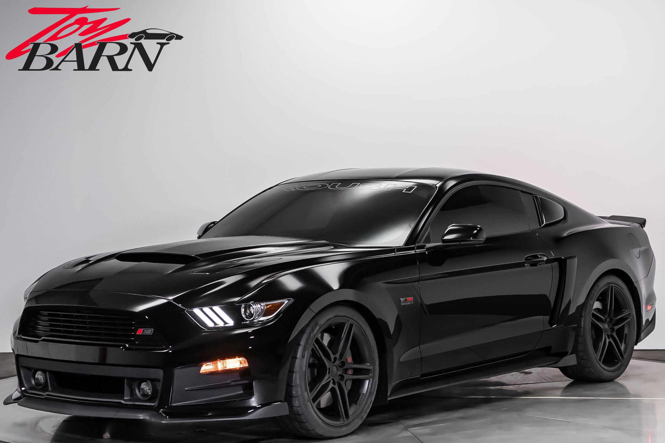 Used 2016 Ford Mustang GT Premium w/ GT Performance Package RWD image 1