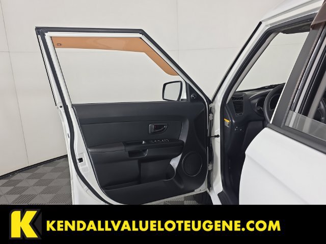 Used 2012 Kia Soul FWD image 18