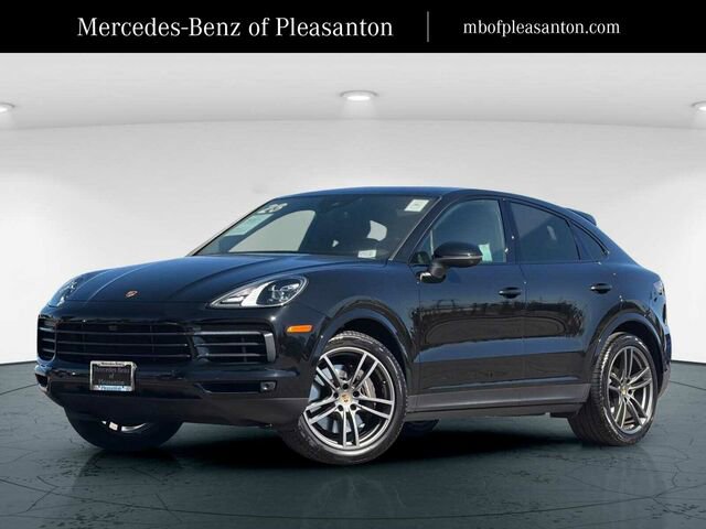 Used 2023 Porsche Cayenne Platinum Edition image 1