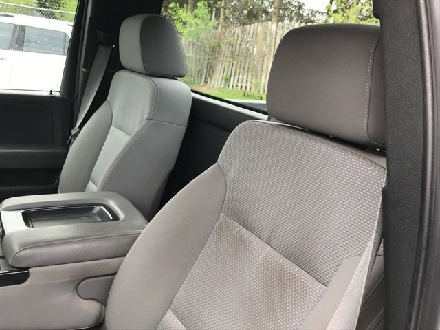 Used 2015 Chevrolet Silverado 1500 W/T RWD image 4