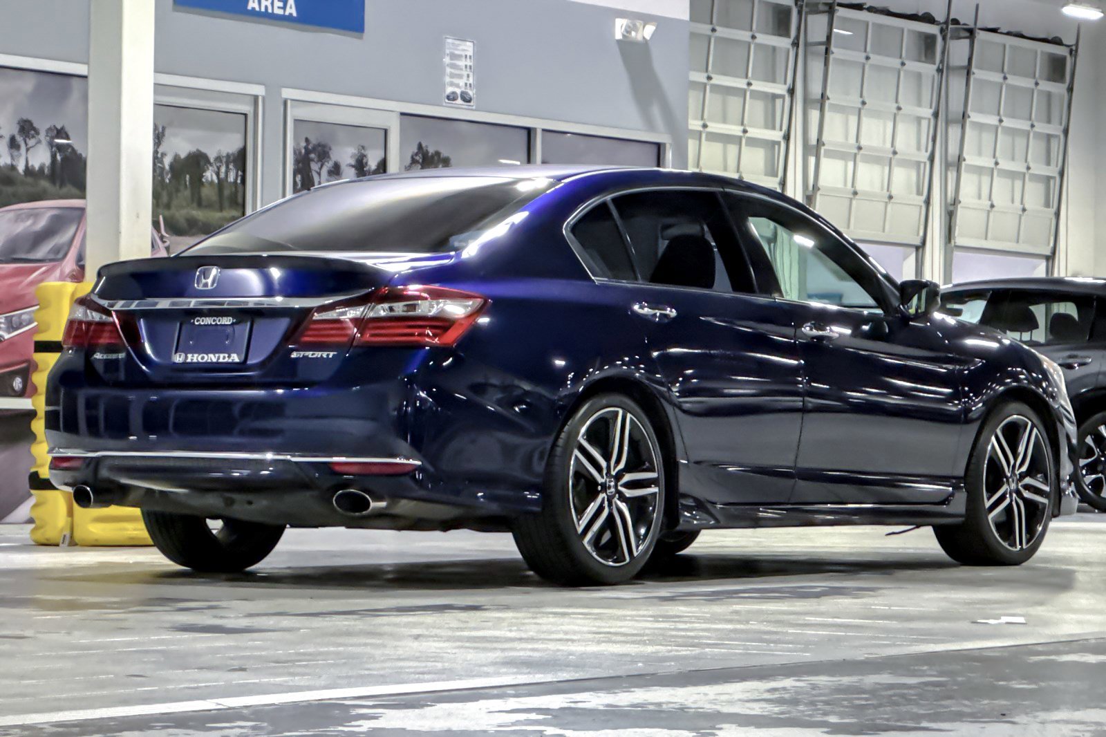 Used 2016 Honda Accord Sport image 8