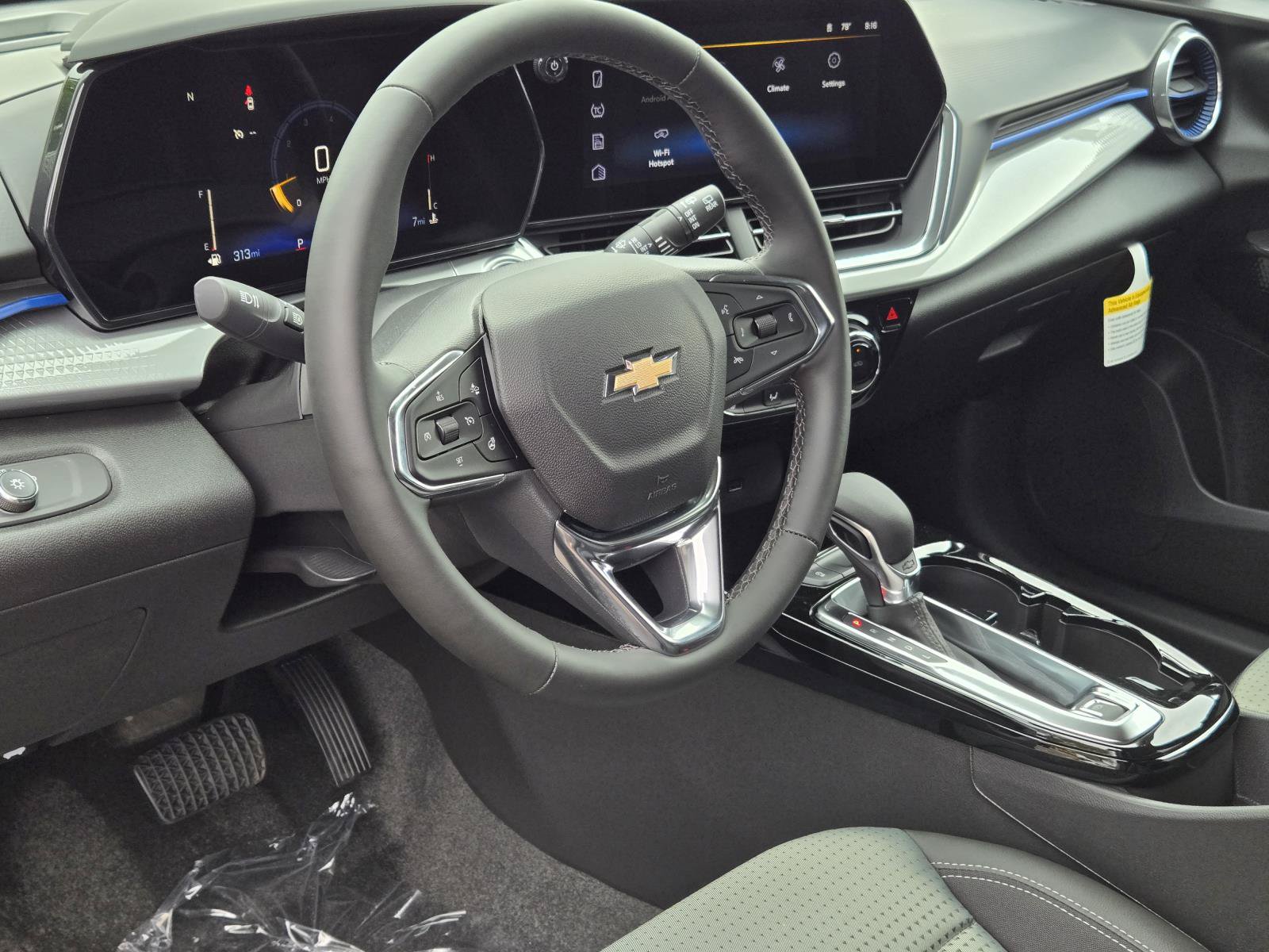 New 2026 Chevrolet Trax LT w/ LT Convenience Package FWD image 21